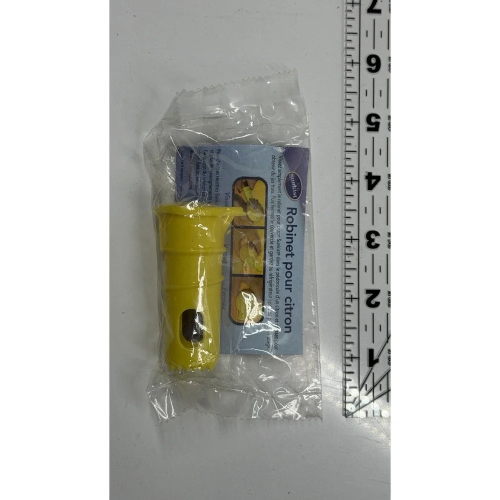New Sunkist Lemon Faucet Tap Juicer Yellow Plastic Citrus Tool Snacker